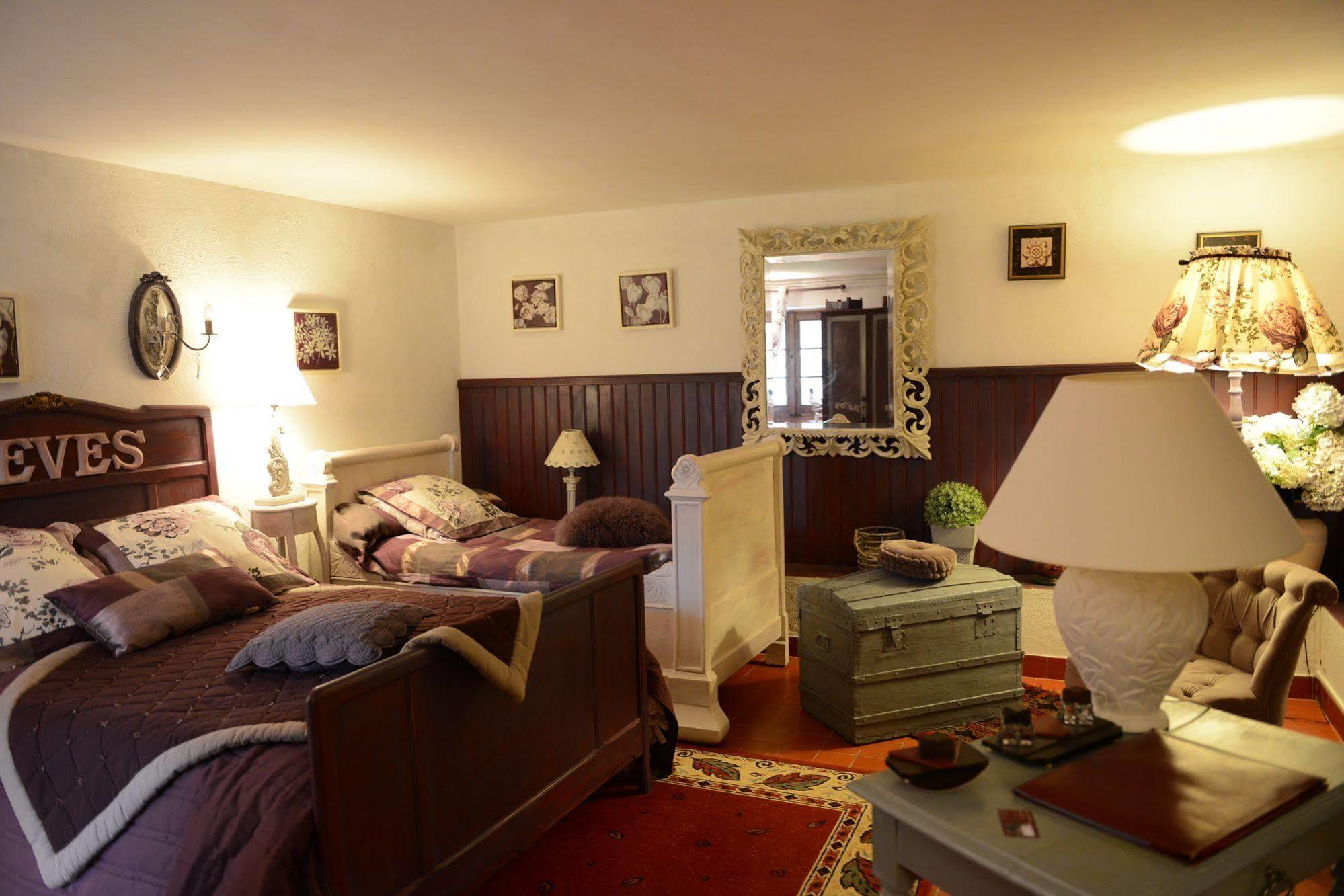 มูแล็ง รูโอด์ Hotel Montboyer ภายนอก รูปภาพ
